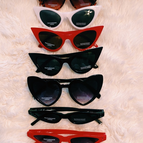 VSCO Girl Mystery Box Style Summer Bundle - Picture 3 of 4